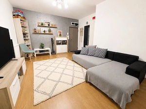 Vand apartament 2 camere zona Bariera - imagine 2