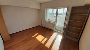 Vand apartament spatios, cu centrala termica proprie, 4 camere, Constanta - imagine 6