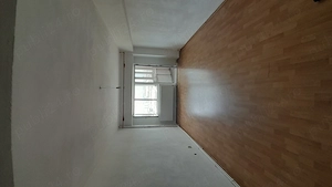 Vand apartament spatios, cu centrala termica proprie, 4 camere, Constanta
