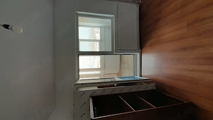 Vand apartament spatios, cu centrala termica proprie, 4 camere, Constanta - imagine 3