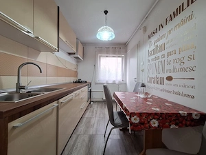 3 camere-67 mp-Etaj 2-Centrala proprie-Mobilat si utilat-Sagului - imagine 8