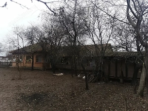 Vând casă caramida + teren 965 mp2 în Comuna Gradiștea , jud. Calarași - imagine 3