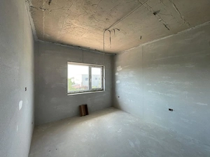 Duplex despartit prin garaj | 4 camere 2 bai | 108 mp | Dumbravita  - imagine 3