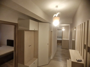 Ofer spre inchiriere ap.2 cam.decomandat cu gradina proprie - imagine 2