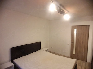 Ofer spre inchiriere ap.2 cam.decomandat cu gradina proprie - imagine 4