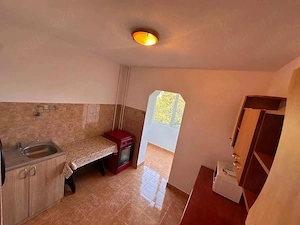 Zona Lipovei | Apartament 2 camere | Decomandat | Etaj 3 - imagine 5