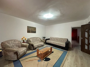 Apt. 2 camere, Bulevard Republicii-Democratiei-Anul 1848, Parter, curte interioara, pret 2000 lei - imagine 4