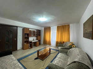 Apt. 2 camere, Bulevard Republicii-Democratiei-Anul 1848, Parter, curte interioara, pret 2000 lei - imagine 3