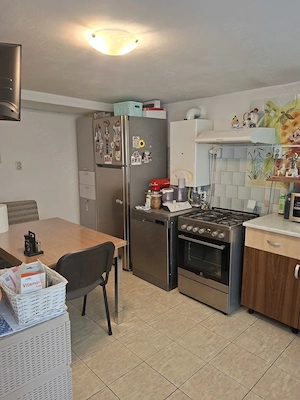 vand casa cu 4 cmere din caramida zona centrala - imagine 2