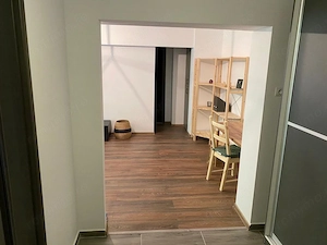 Apartament 2 camere renovat, etaj 2/8, balcon și boxă,  Panduri - imagine 6