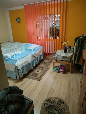 Casă cu 4 camere și teren generos de 2.370 mp – Deta, Strada 1 Mai - imagine 5