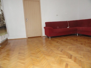 Apartament 2 camere, etajul 2, Bdul Revolutiei, 103 mp, renovat, mobilat si utilat - imagine 12