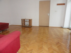 Apartament 2 camere, etajul 2, Bdul Revolutiei, 103 mp, renovat, mobilat si utilat - imagine 15