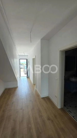 Apartament de vanzare nou nelocuit cu curte proprie si parcare - imagine 8