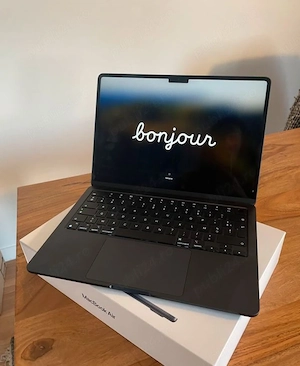  MacBook Air Apple M2 2024   