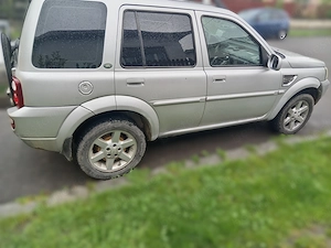 Land Rover Freelander 2.0 Diesel, 2004, motor de BMW, cutie automată - imagine 2