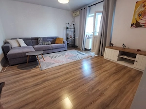 Anunt proprietar: inchiriez apartament 2 camere decomandat, foarte spatios, centrala proprie