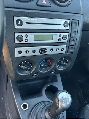 ford fiesta motor 1.4 diesel  - imagine 2