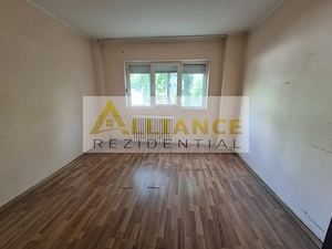 10 MINUTE DE M. TITAN  | 2 CAMERE DECOMANDAT | 92.000€ - imagine 4