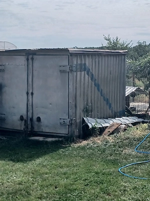 Container aluminiu 2.3m 2.1m. Ridicare din Cosoba, Giurgiu.