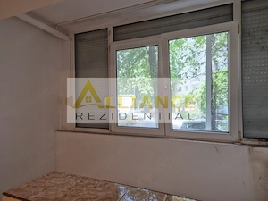 10 MINUTE DE M. TITAN  | 2 CAMERE DECOMANDAT | 92.000€ - imagine 10