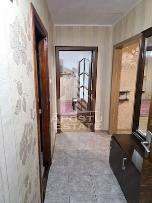 Apartament cu 4 camere de inchiriat in zona Dambovita - imagine 5