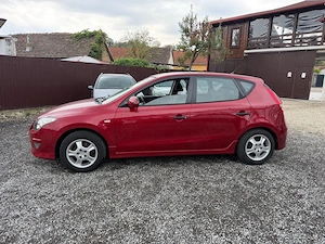 Hyundai I30 - Motor 1.4 benzina 105cp - An 2011 - Climatronic - imagine 2