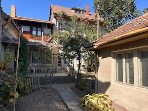 Casa centrala cu 13 camere si teren de 493 mp in Oradea - imagine 3