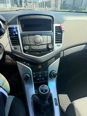 Vand Chevrolet Cruze LS 2011,accept si schimb cu Audi A3,Golf,ceva mai mic.
