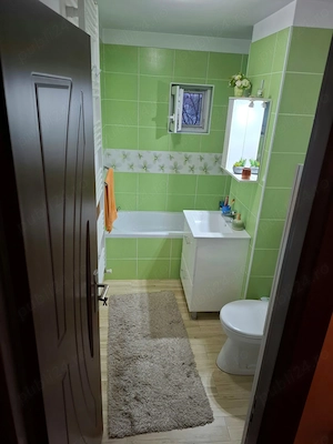 Apartament 4 camere , 2 bai, 2 balcoane inchise ,  centrala proprie, accept schimb apt 1-2 camere+$ - imagine 9