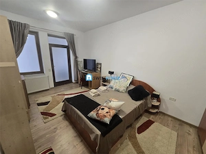 Apartament in casa 3 camere, Zona Ultracentrala - imagine 10