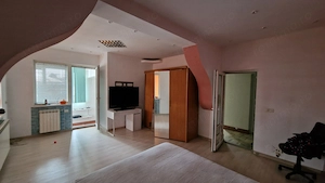 Vila , 300mp utili, ideala afterschool, cazare muncitori straini etc! - imagine 10