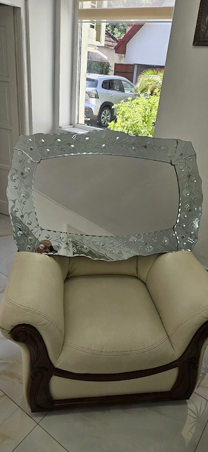 Vand oglunda venetiana din cristal