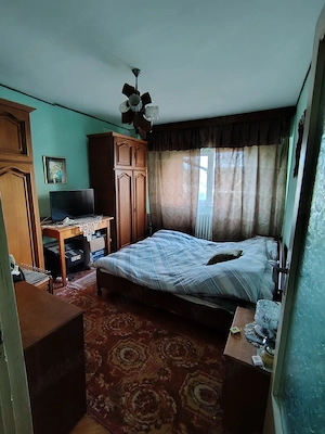 Apartament de vânzare cu 3 camere 