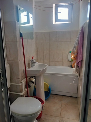 Apartament 2 camere   Zona Parma, Micro 19, Galați  41.500 E - imagine 9