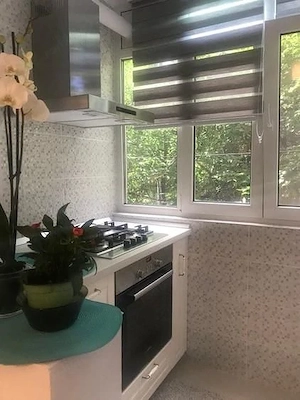 Apartament 3 camere, etaj 1, 2 băi, renovat, mobilat, utilat - Sector 5