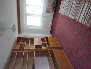 Ofer spre închiriere termen lung apartament 2 camere decomandate Șos.Panduri
