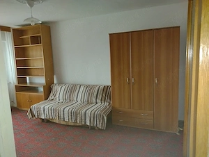 Ofer spre închiriere termen lung apartament 2 camere decomandate Șos.Panduri - imagine 3
