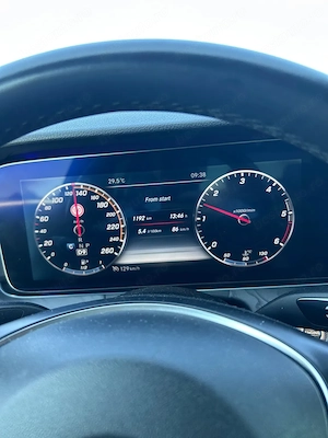 Mercedes E W213 multibeam full mercedes service - imagine 2