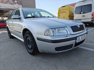 Skoda Octavia fara rugina la praguri