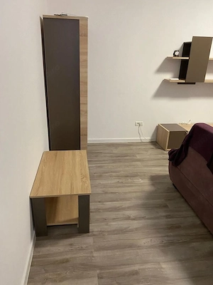Decomandat. Etaj 1. Mobilat si utilat. Bucatarie INCHISA - imagine 4