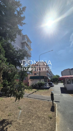 Vânzare apartament 3 camere,  în Tg. Jiu, strada 22 Decembrie 1989 - zona 8 Mai - imagine 9