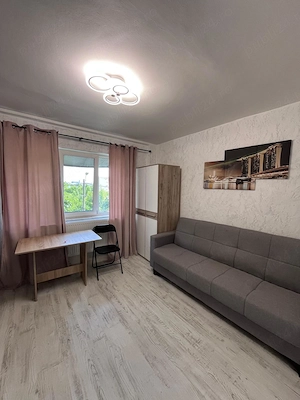 Camera de camin cu baie proprie,etaj 2,zona Bularga  - imagine 6