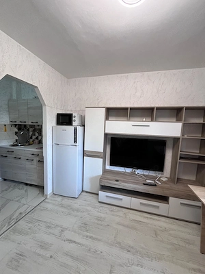Camera de camin cu baie proprie,etaj 2,zona Bularga  - imagine 5