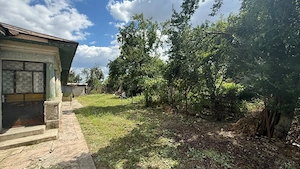 Casa rurala cu gradina mare, langa Bucuresti - imagine 3