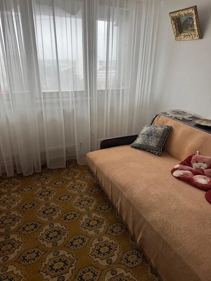 De vânzare apartament 3 camere  - imagine 4