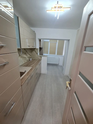 De vanzare apartament apartament cu 2 camere,  Micro 16, etaj 4, 72.000 E - imagine 15