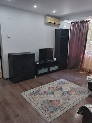 Inchiriez apartament 2 camere zona V uri