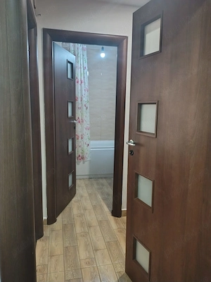 Inchiriez apartament 2 camere zona V uri - imagine 6