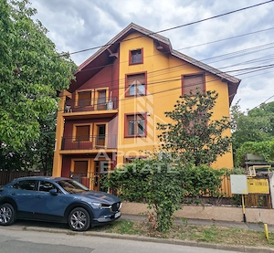 Casa individuala de vanzare cu 11 camere, an 2000, Lipovei, Timisoara